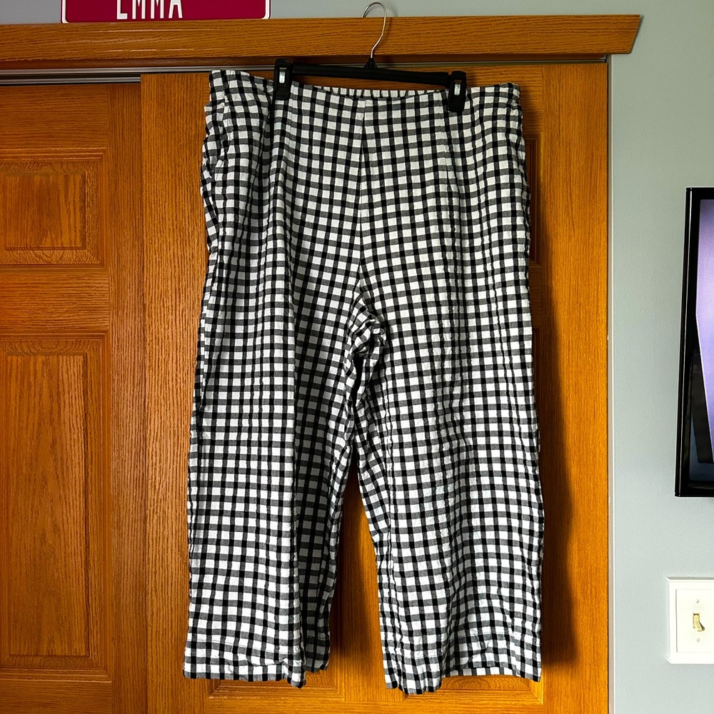 womens crop pants